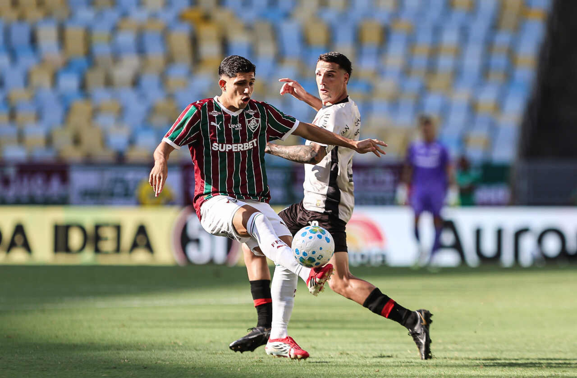 Savarino, do Fluminense, &eacute; convocado para sele&ccedil;&atilde;o da Venezuela