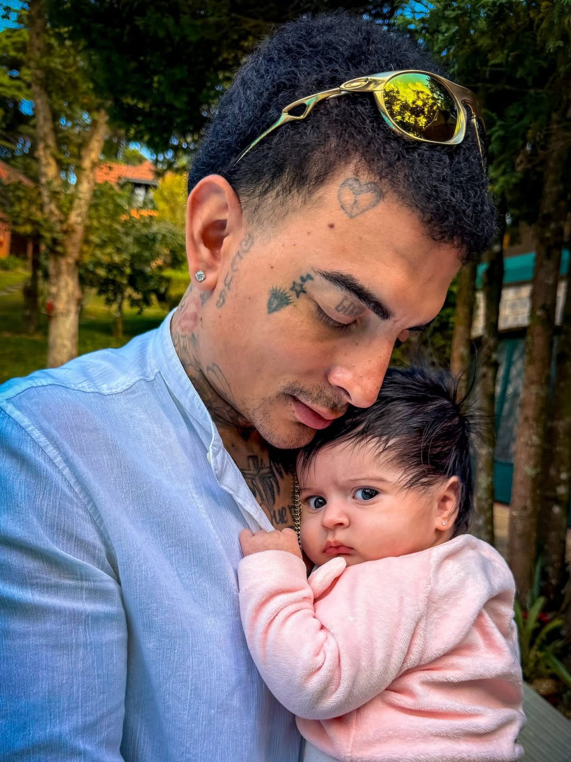 MC Guimê encanta ao mostrar a filha de 3 meses com 'cara de brava' - Reprodução / Instagram