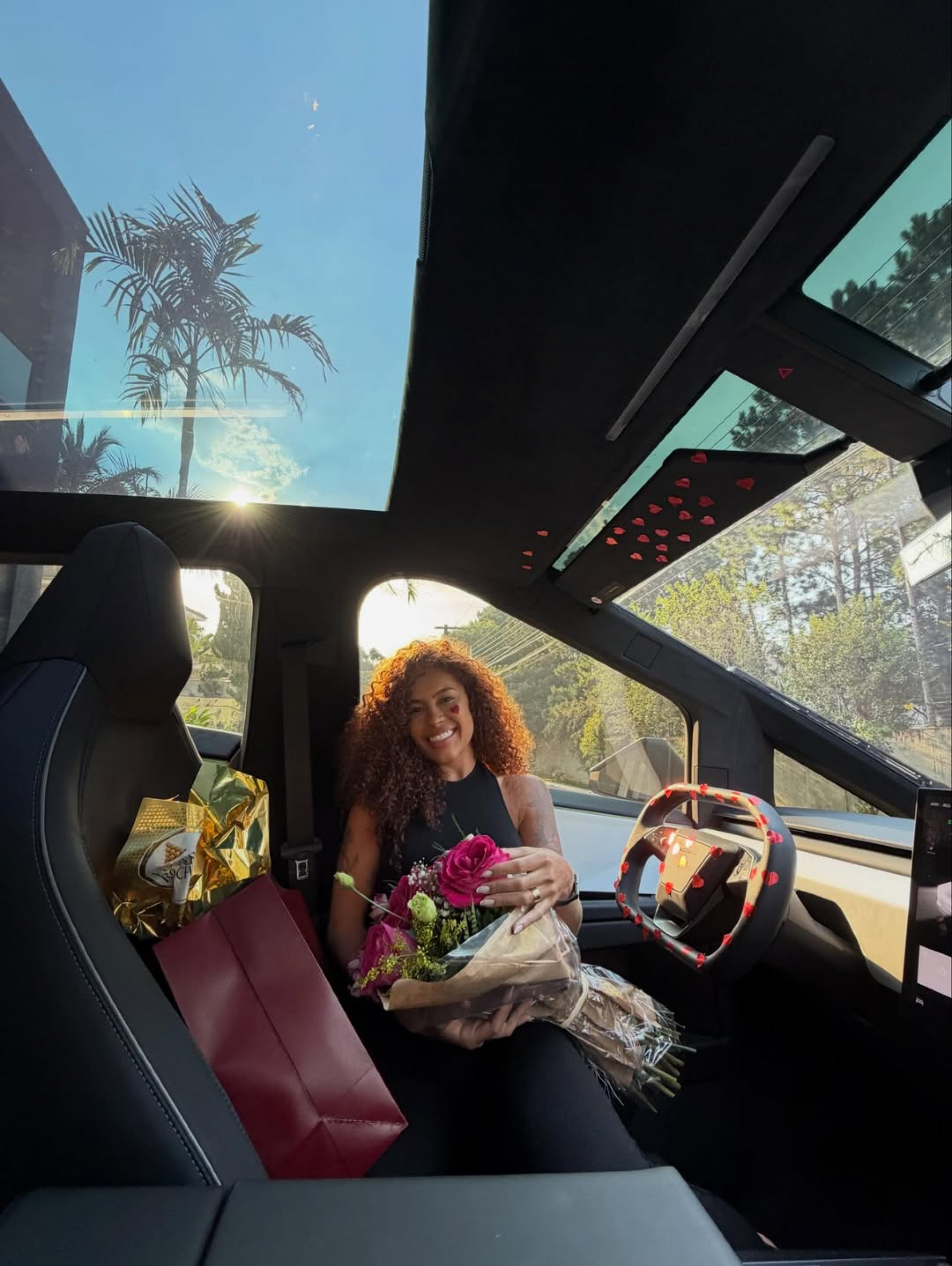 Sthe Matos ganha presentes de luxo em aniversário de casamento - Reprodução do Instagram