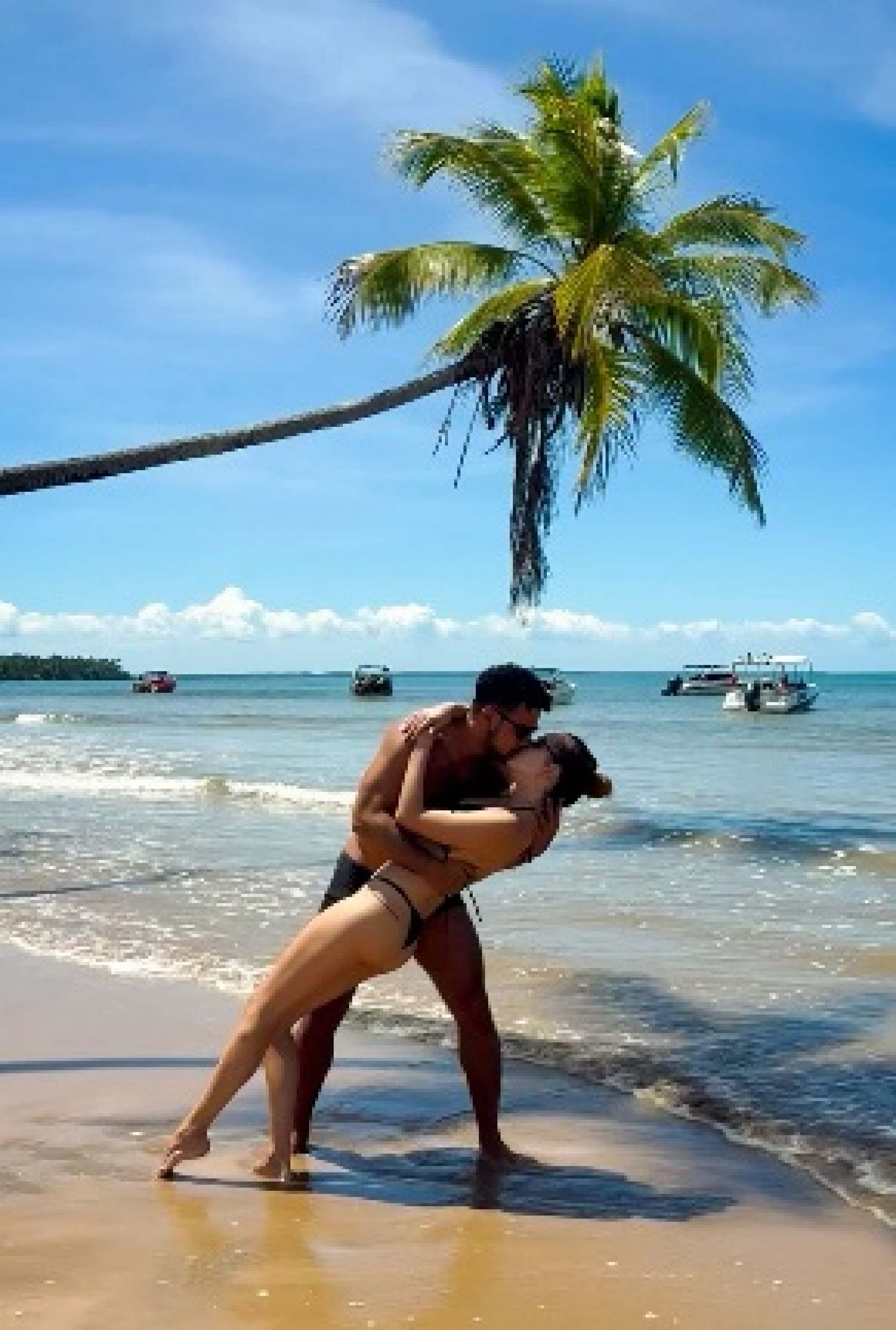 Sophia Abrahão celebra aniversário de Sérgio Malheiros com declaração apaixonada: \'Meu amor\'