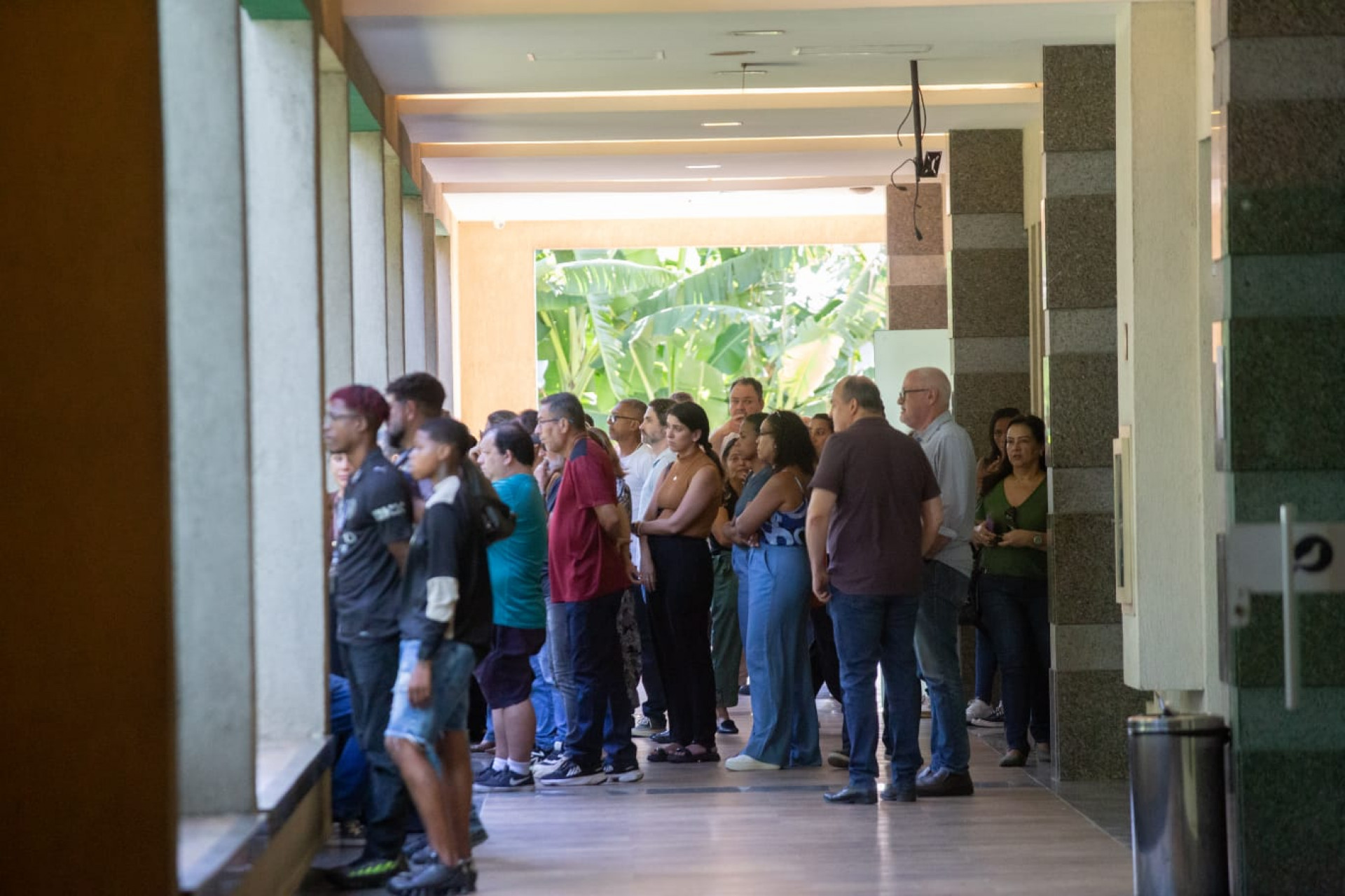 Último adeus: corpo de médica morta em abordagem policial é sepultado - Érica Martin / Agência O Dia