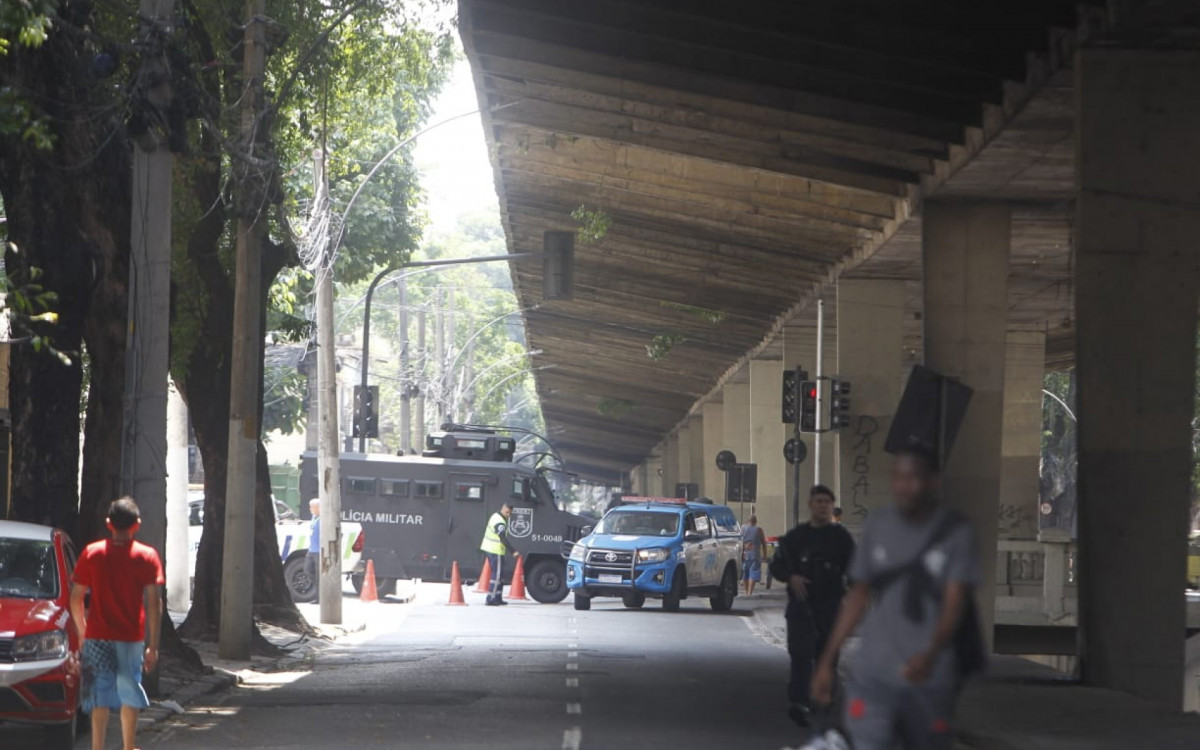 Avenida Paulo de Frontin chegou a ser interditada 