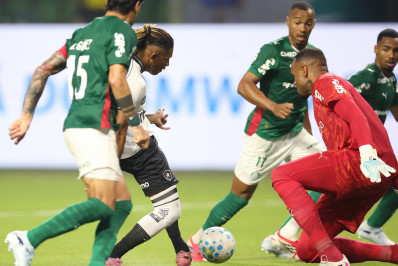 Botafogo é o clube da Série A do Brasileirão com mais derrotas em 2026 e liga alerta