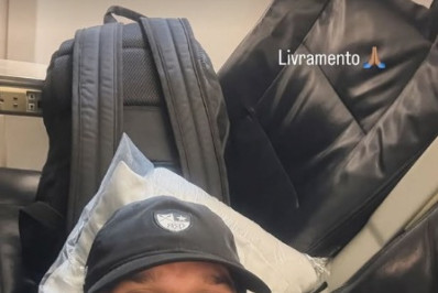 Botafogo sofre com problema no avião; jogadores mostram alívio: 'Obrigado, meus anjos'
