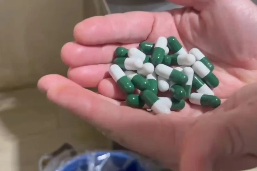 Farmácia de manipulação é fechada em SP com R$ 1 milhão em remédios apreendidos