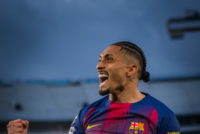 Barcelona humilha Newcastle e confirma classificação às quartas da Liga dos Campeões