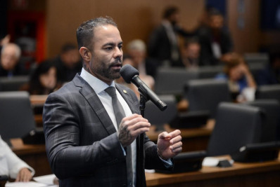 Deputado Poubel anuncia ofensiva contra ferros-velhos que vendem peças de veículos roubados