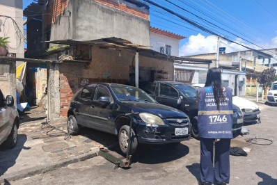 Três oficinas mecânicas são interditadas, na Taquara