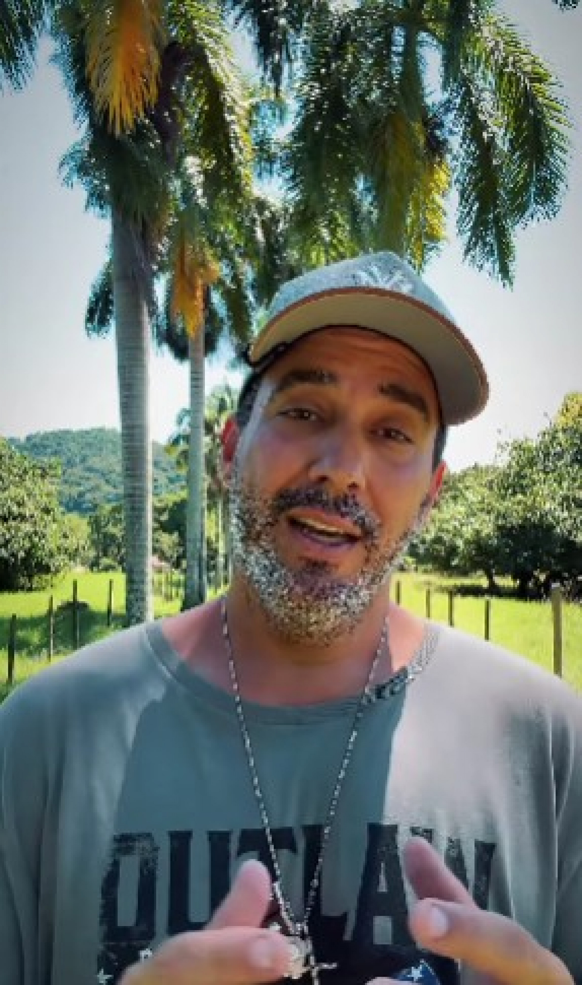 Andre Marques completa 2 anos sem fumar e comemora - Reprodução de vídeo / Instagram