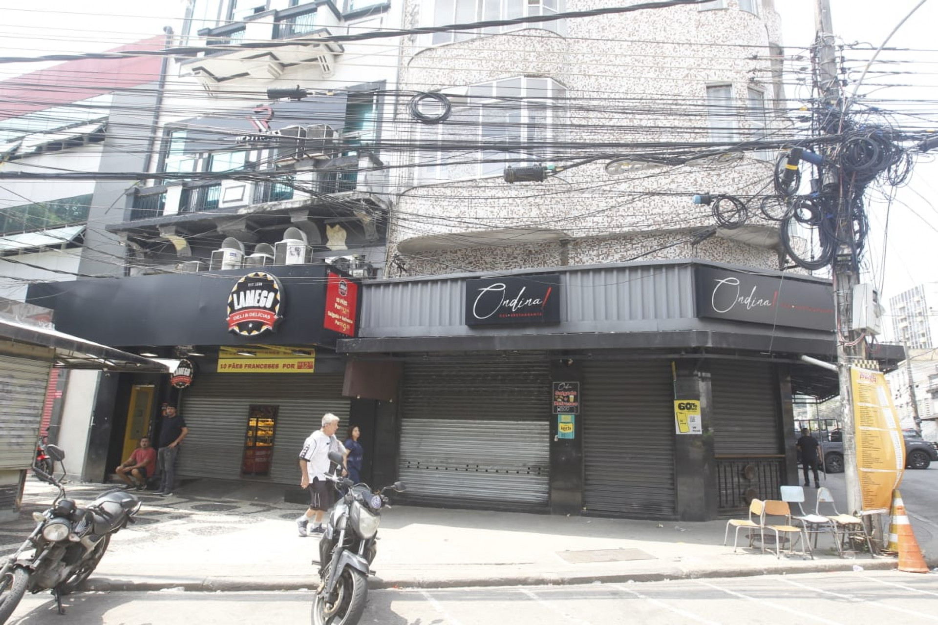 Comércios na Rua Estrela, no Rio Comprido, ficaram fechados durante operação - Reginaldo Pimenta / Agência O Dia