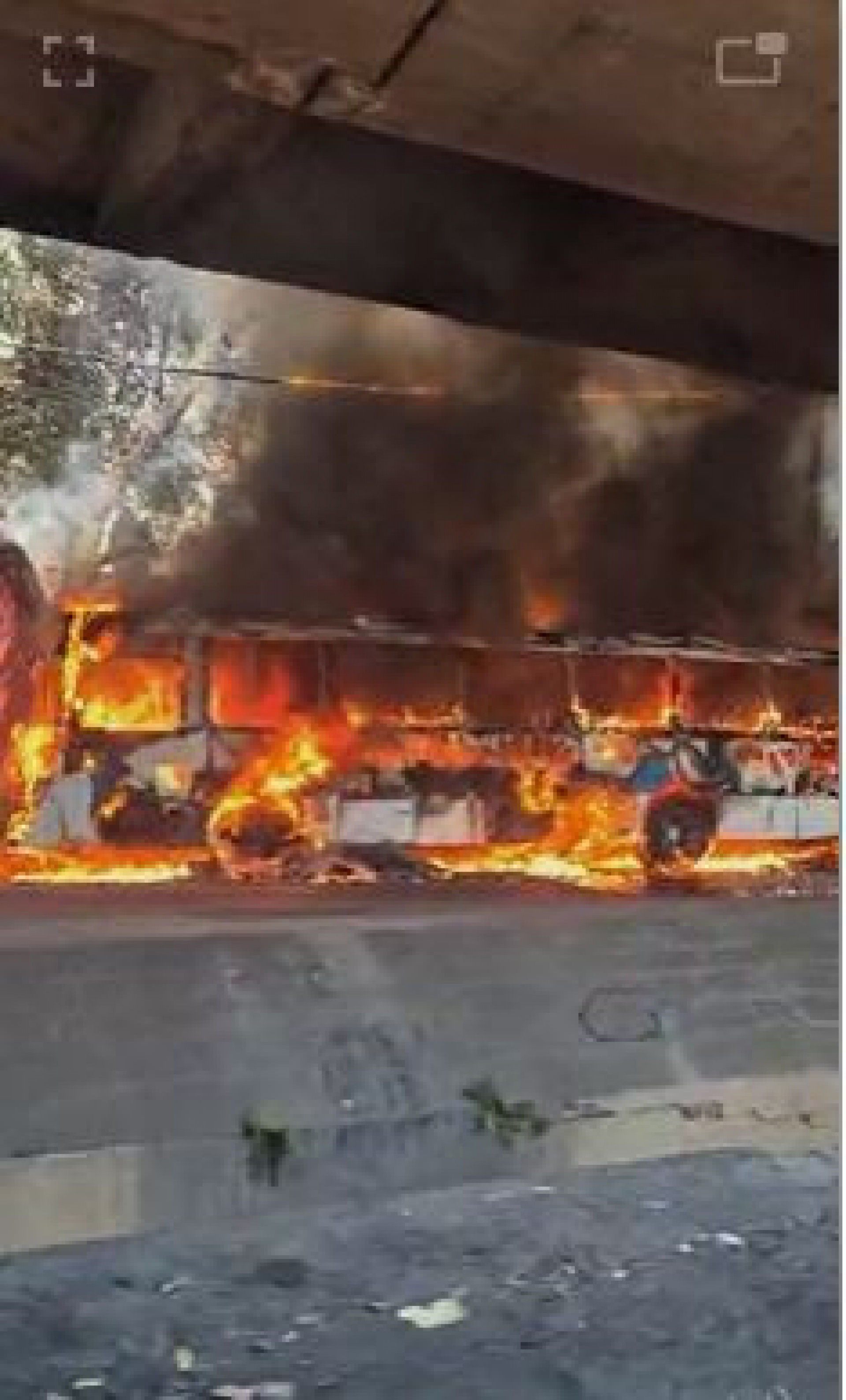Ônibus incendiado no Rio Comprido após morte de 'Jiló dos Prazeres' - Reprodução