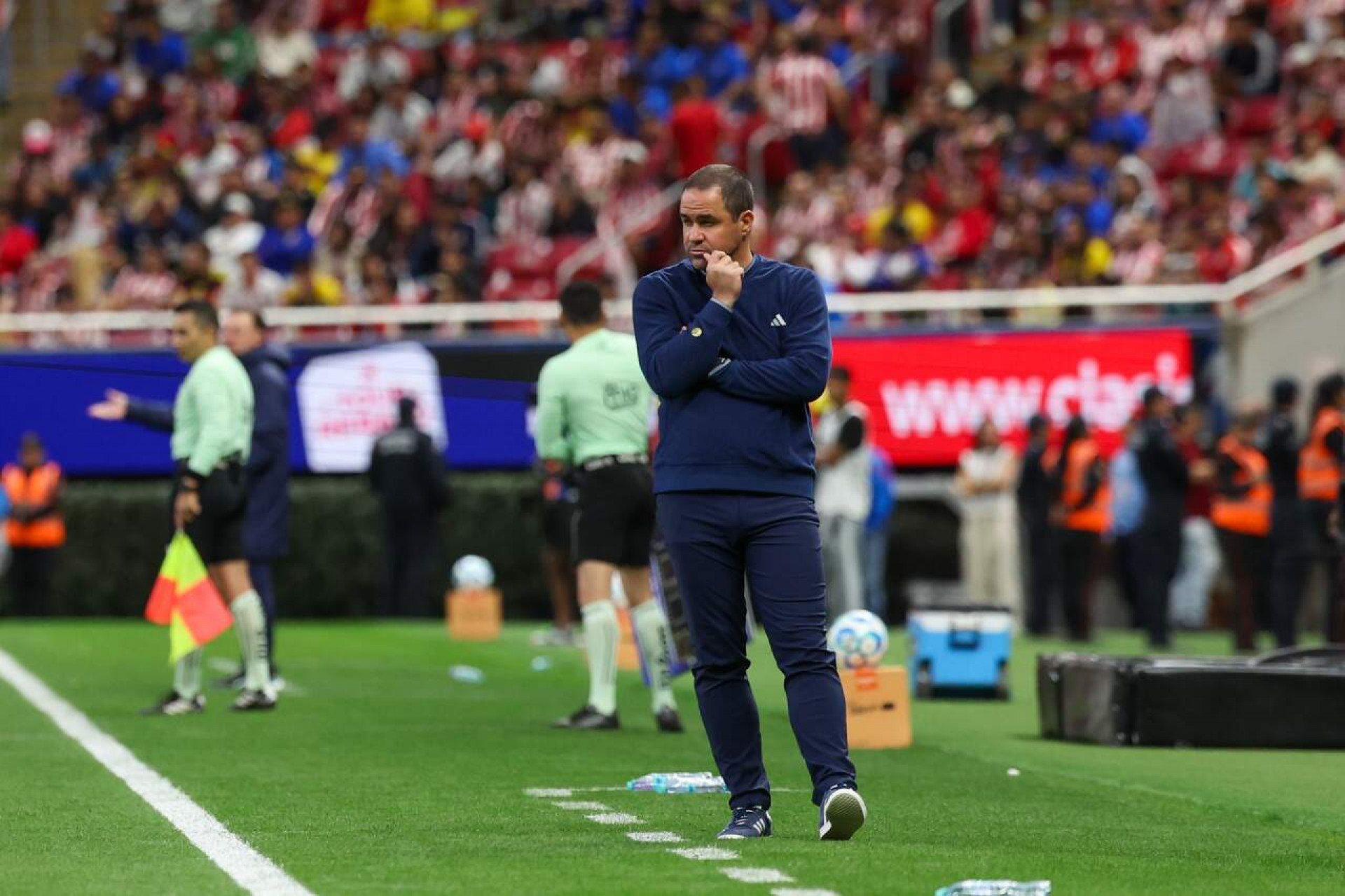 Andr&eacute; Jardine conta com boa fase dos brasileiros para seguir na Concachampions