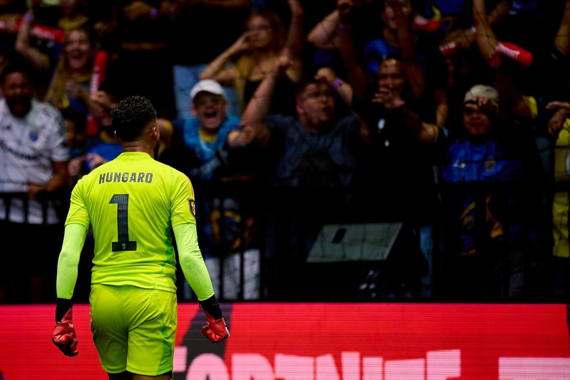 H&uacute;ngaro volta a ser decisivo para o Dendele na Kings League: ”Nada &eacute; por acaso”