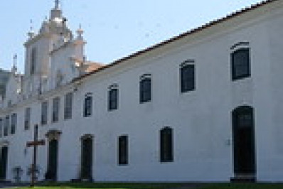 Patrimônios históricos são revitalizados no centro de Angra