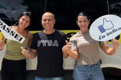 Ana Castela e a mãe comemoram nova habilitação: 'Passamos'