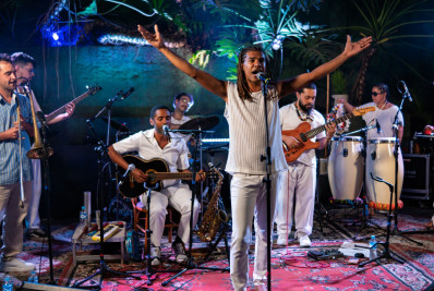 Banda Gente Estranha no Jardim realiza turnê em Duque de Caxias