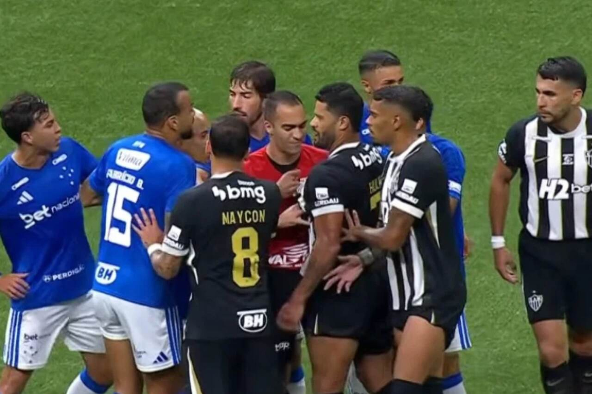 TJD-MG marca julgamento de envolvidos em briga no cl&aacute;ssico entre Cruzeiro e Atl&eacute;tico