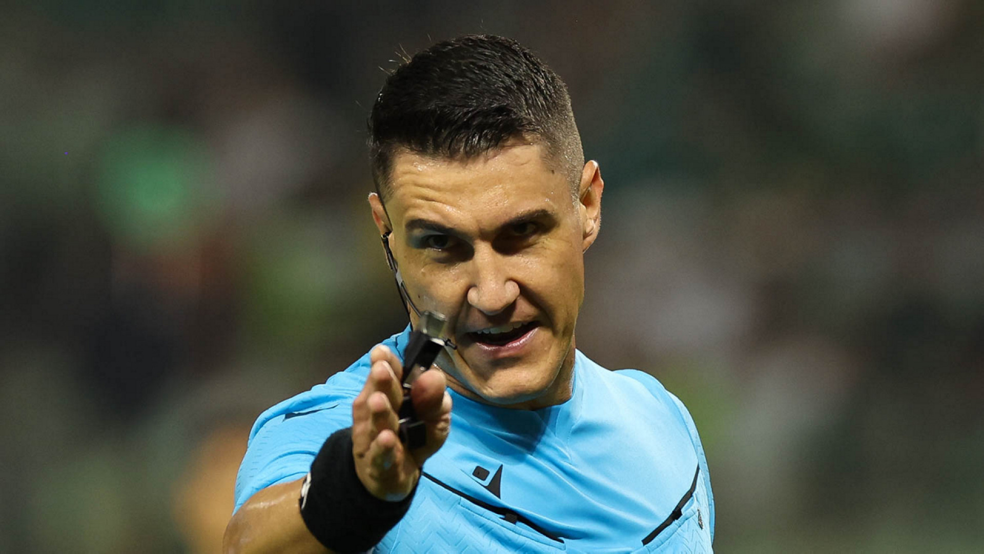 Árbitro de Palmeiras x Botafogo comete gafe ao preencher a súmula