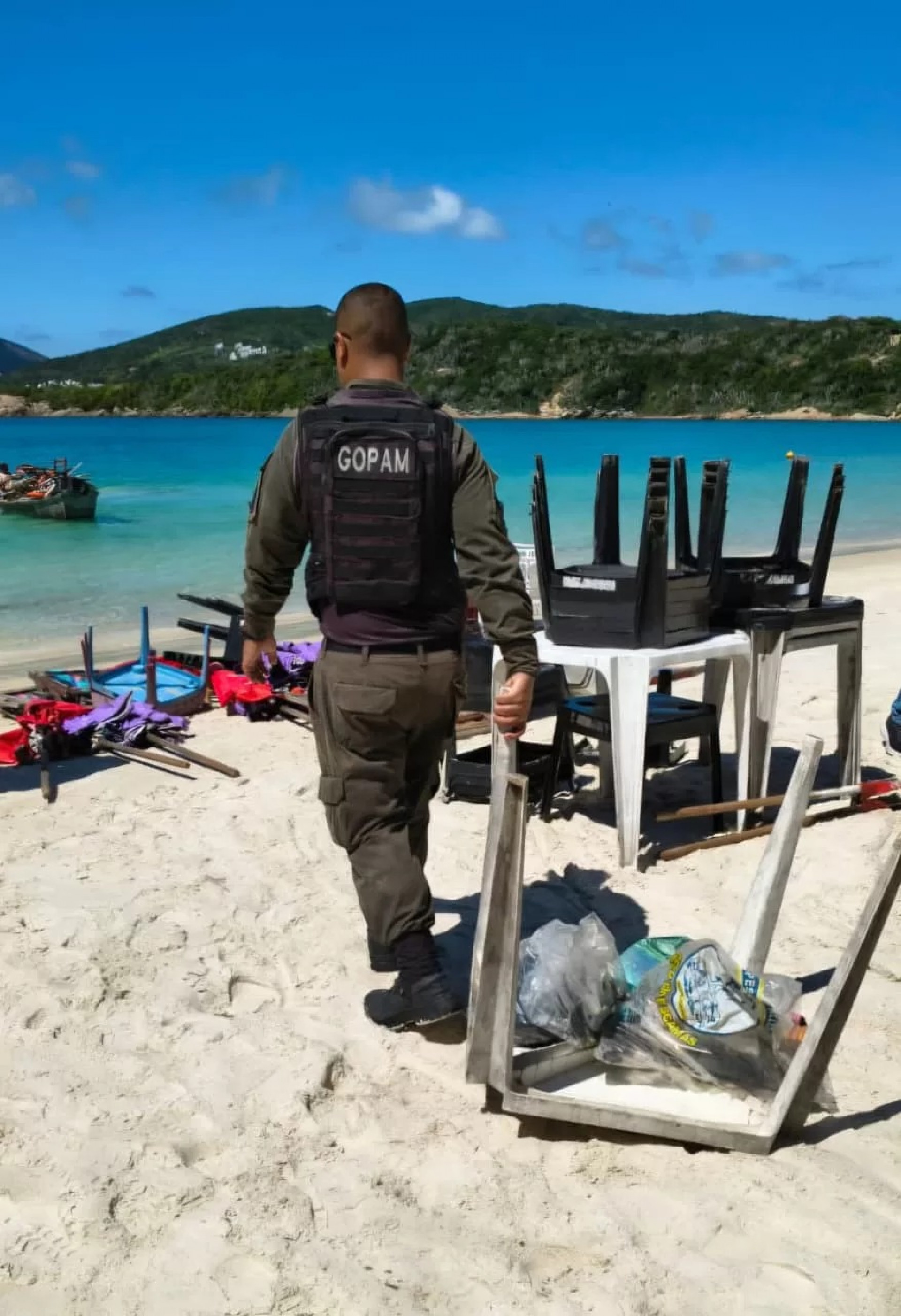 Material foi retirado para garantir organização e preservação da área. - Reprodução