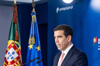 Portugal aprova proposta de lei que acelera deportação de imigrantes ilegais