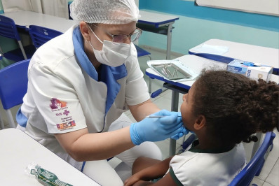 Dia Mundial da Saúde Bucal é marcado por ações nas escolas municipais de Três Rios