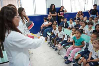 Volta Redonda promove ‘Dia B da Saúde Bucal’ em escolas da rede municipal