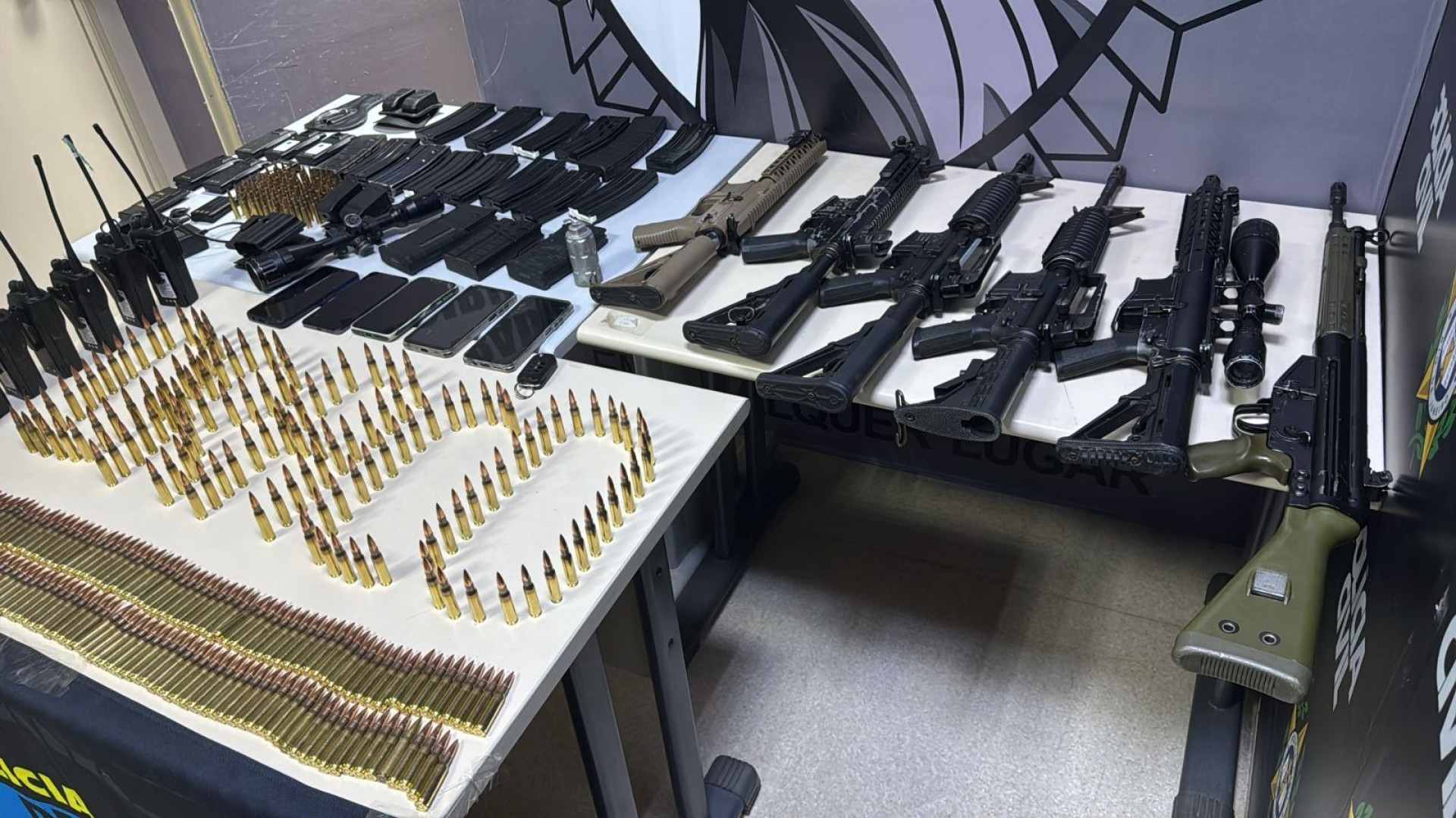 Material apreendido pelos policiais - Divulgação / Polícia Civil