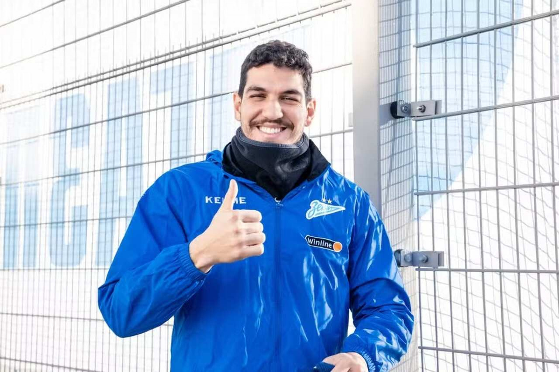 Leila nega interesse em Fabinho e confirma alvo do Palmeiras no mercado