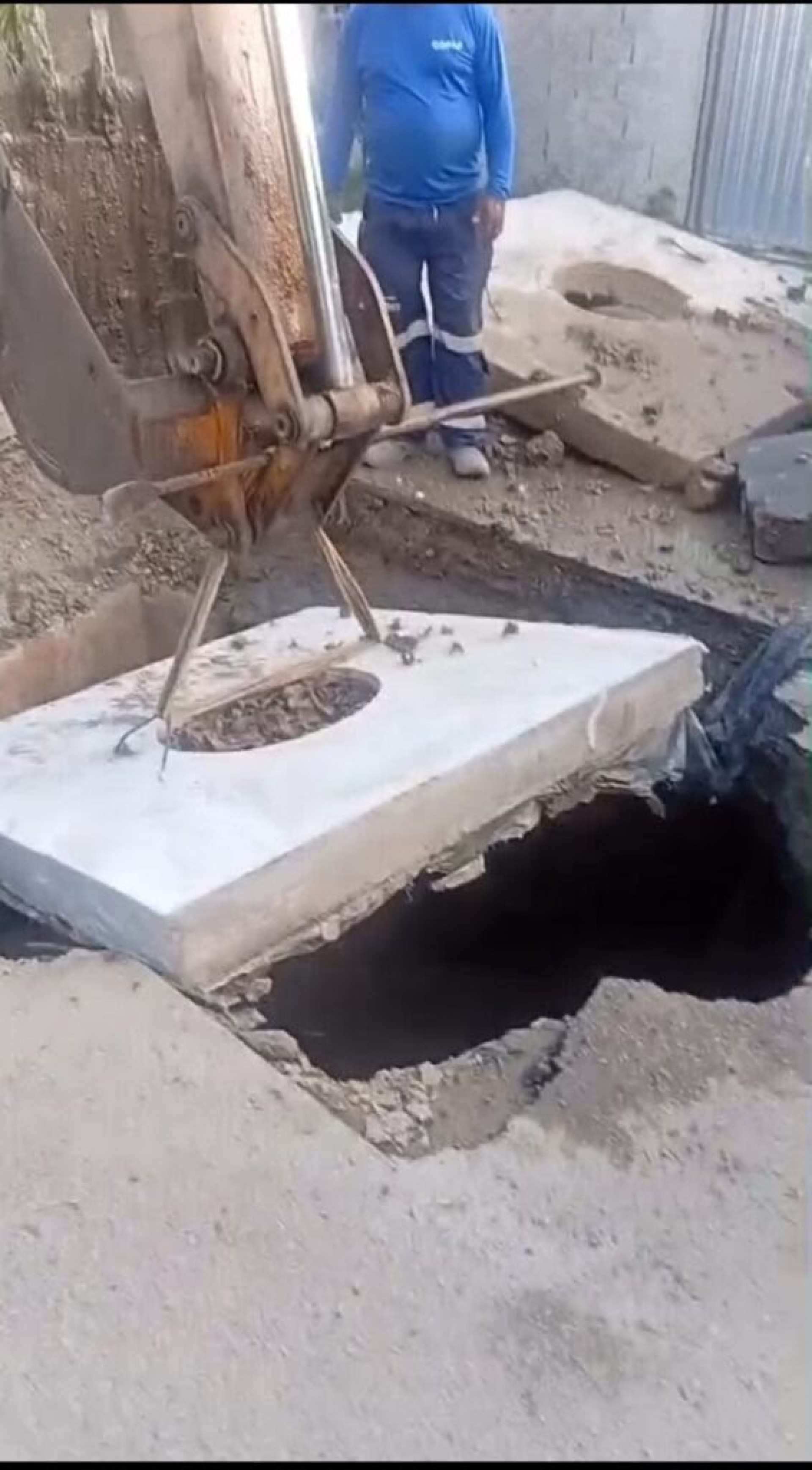 Área recebe isolamento para garantir segurança de pedestres e motoristas - Reprodução