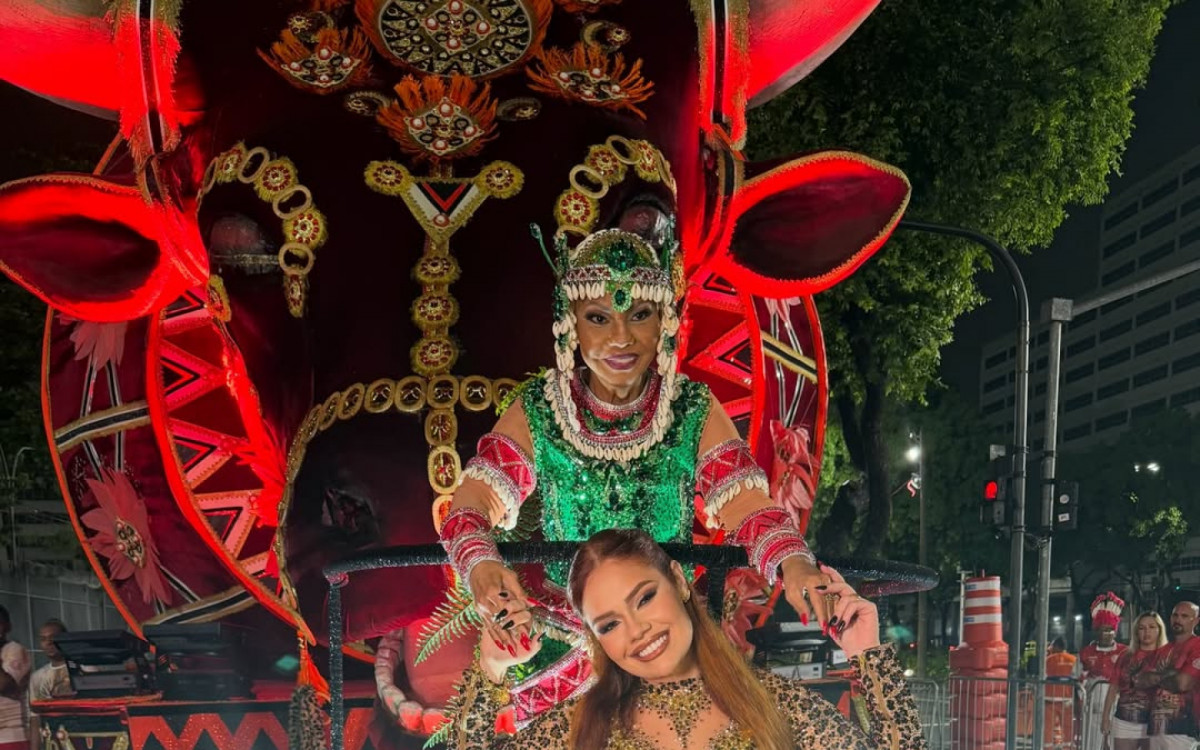 Lara Mara fez uma homenagem nas redes com fotos de diferentes momentos com a av&oacute; Deise