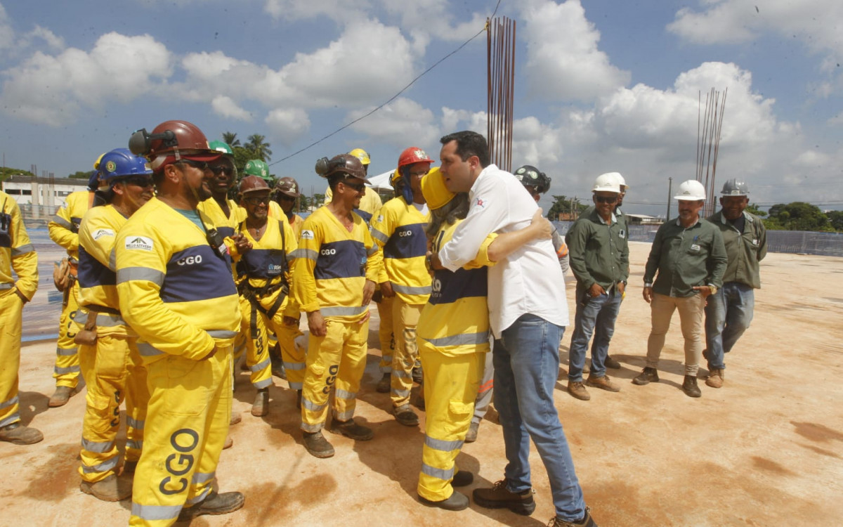 Prefeito Eduardo Cavaliere visita as obras do novo Terminal BRT Bairro Imperial Santa Cruz