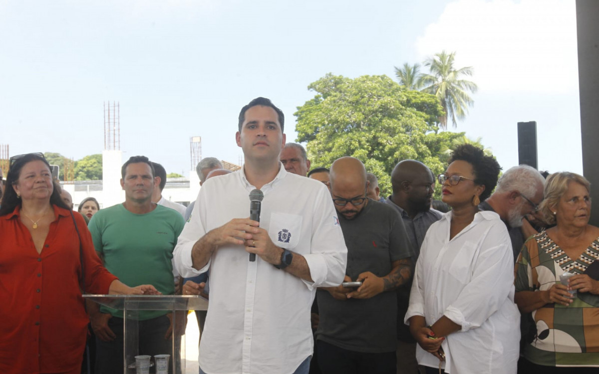 Prefeito Eduardo Cavaliere visita as obras do novo Terminal BRT Bairro Imperial Santa Cruz