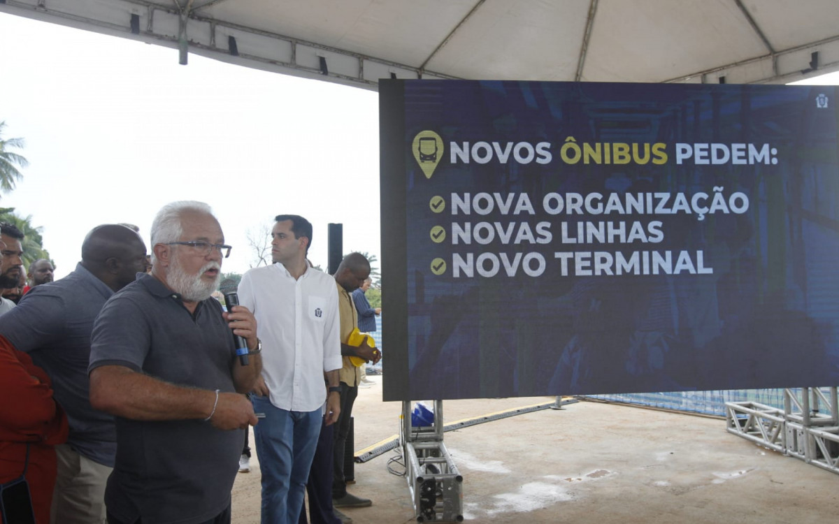 Prefeito Eduardo Cavaliere visita as obras do novo Terminal BRT Bairro Imperial Santa Cruz