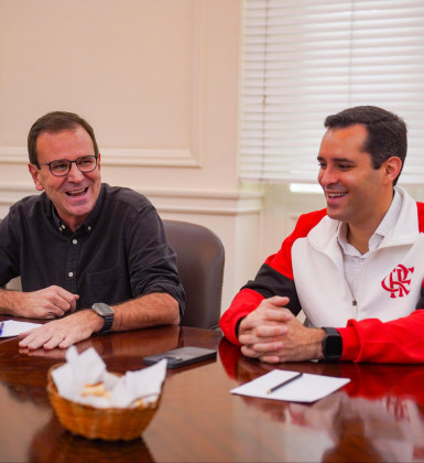 Flamengo volta a ter prefeito do Rio como torcedor após 43 anos