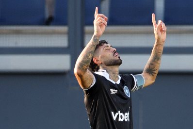 Barboza mostra alívio com vitória do Botafogo e defende Anselmi