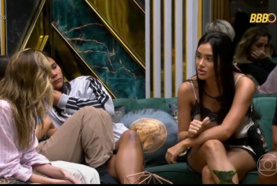 'BBB 26': Jordana confronta produção e questiona permanência de Ana Paula no reality