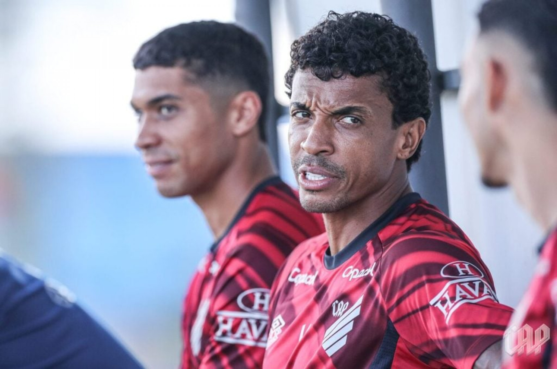 Athletico x Coritiba: onde assistir, escala&ccedil;&otilde;es e arbitragem