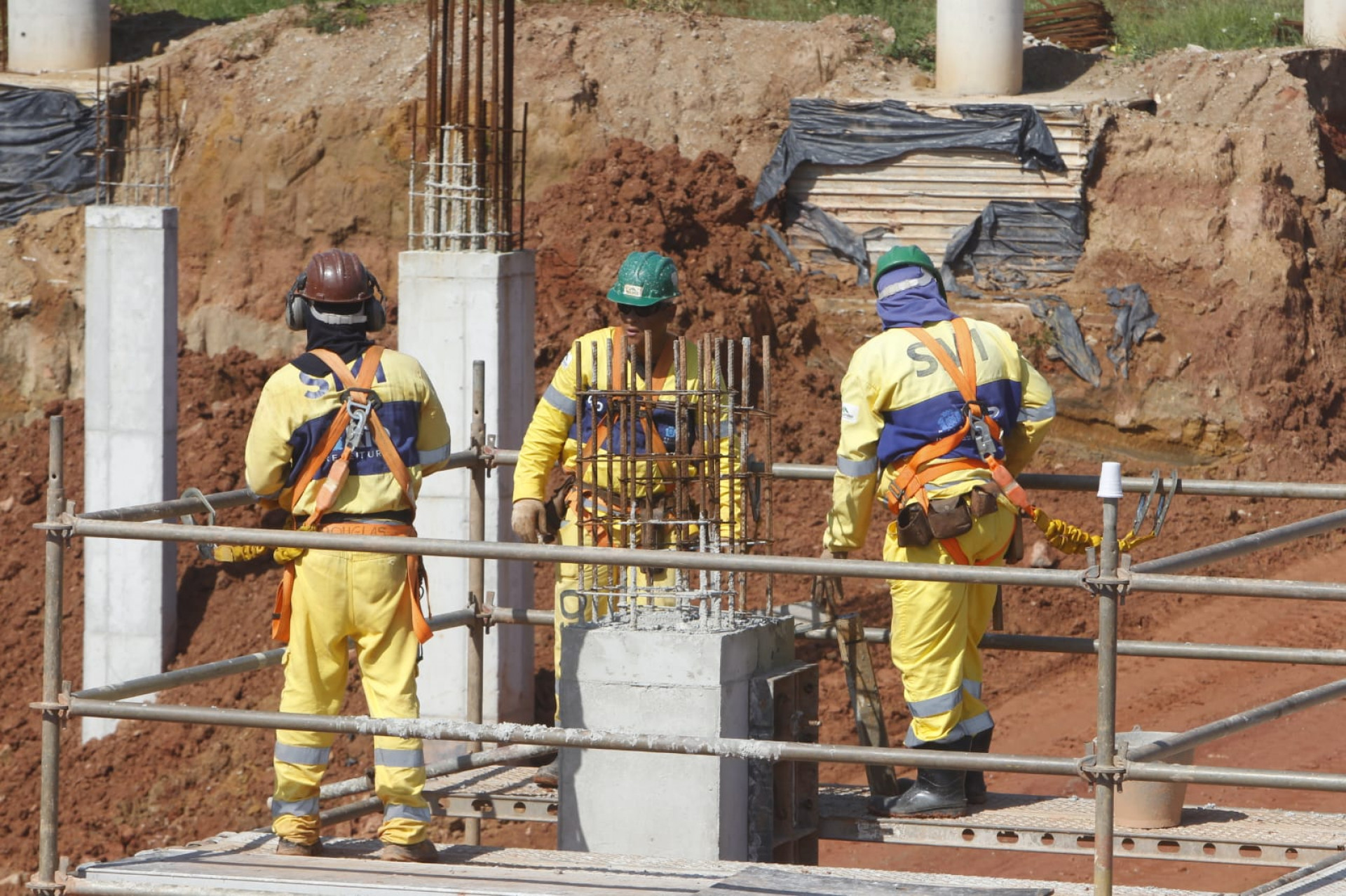 Prefeito Eduardo Cavaliere visita as obras do novo Terminal BRT Bairro Imperial Santa Cruz - Reginaldo Pimenta / Agência O Dia