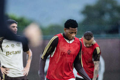 Cruzeiro tenta a contratação de Gonzalo Plata, e Flamengo dá resposta