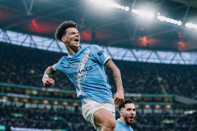 Manchester City vence Arsenal e conquista a Copa da Liga Inglesa
