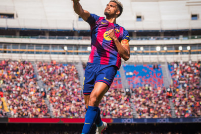 Barcelona vence mais uma e mantém boa vantagem no Campeonato Espanhol