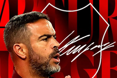Artur Jorge anuncia saída do Al-Rayyan e vai assumir o Cruzeiro