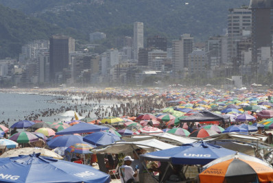 Domingo ensolarado lota praias do Rio; veja a previsão do tempo para a semana