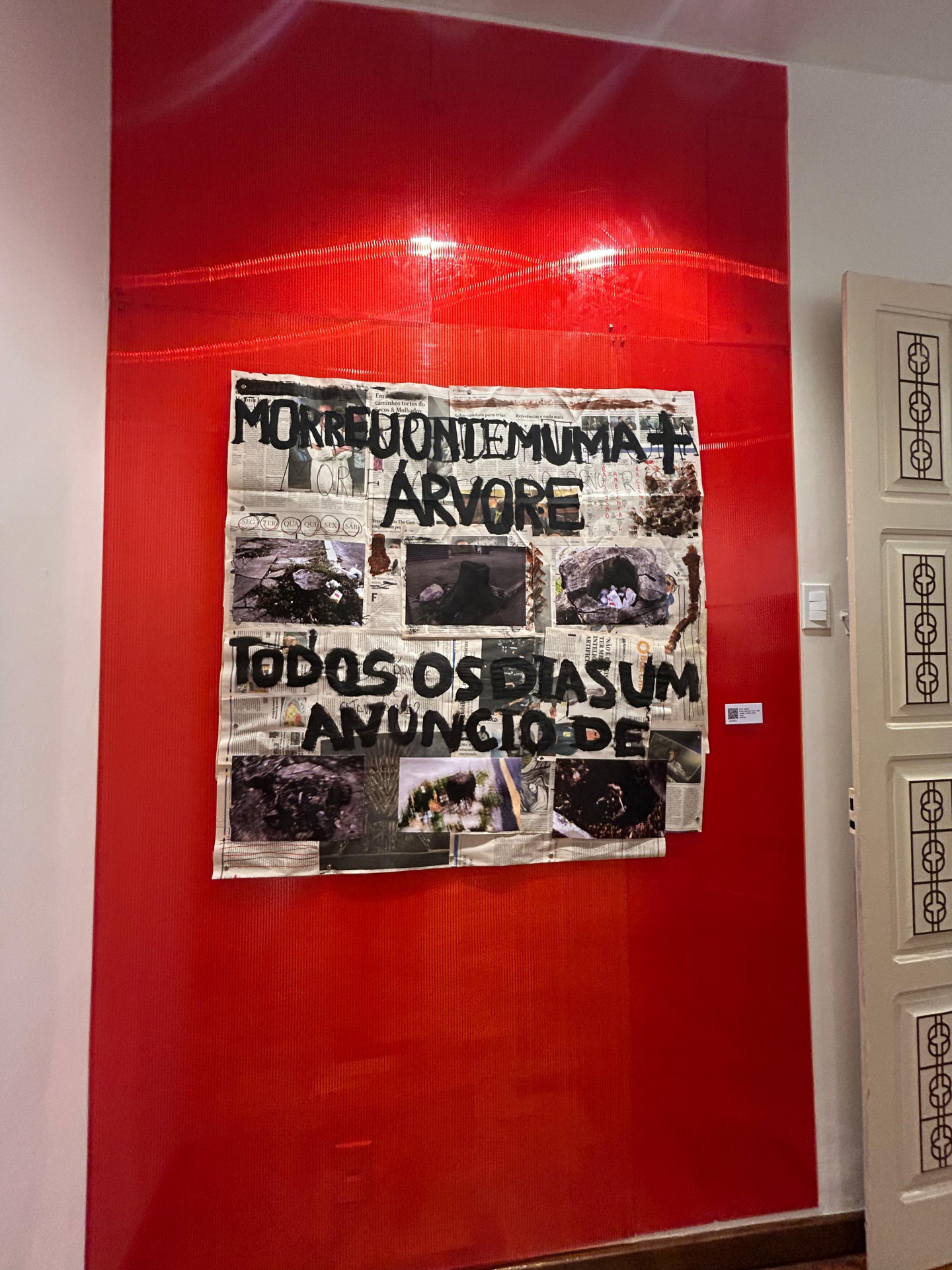 Colagem 'Morreu Ontem Uma Árvore' de Ester Caetano - Divulgação