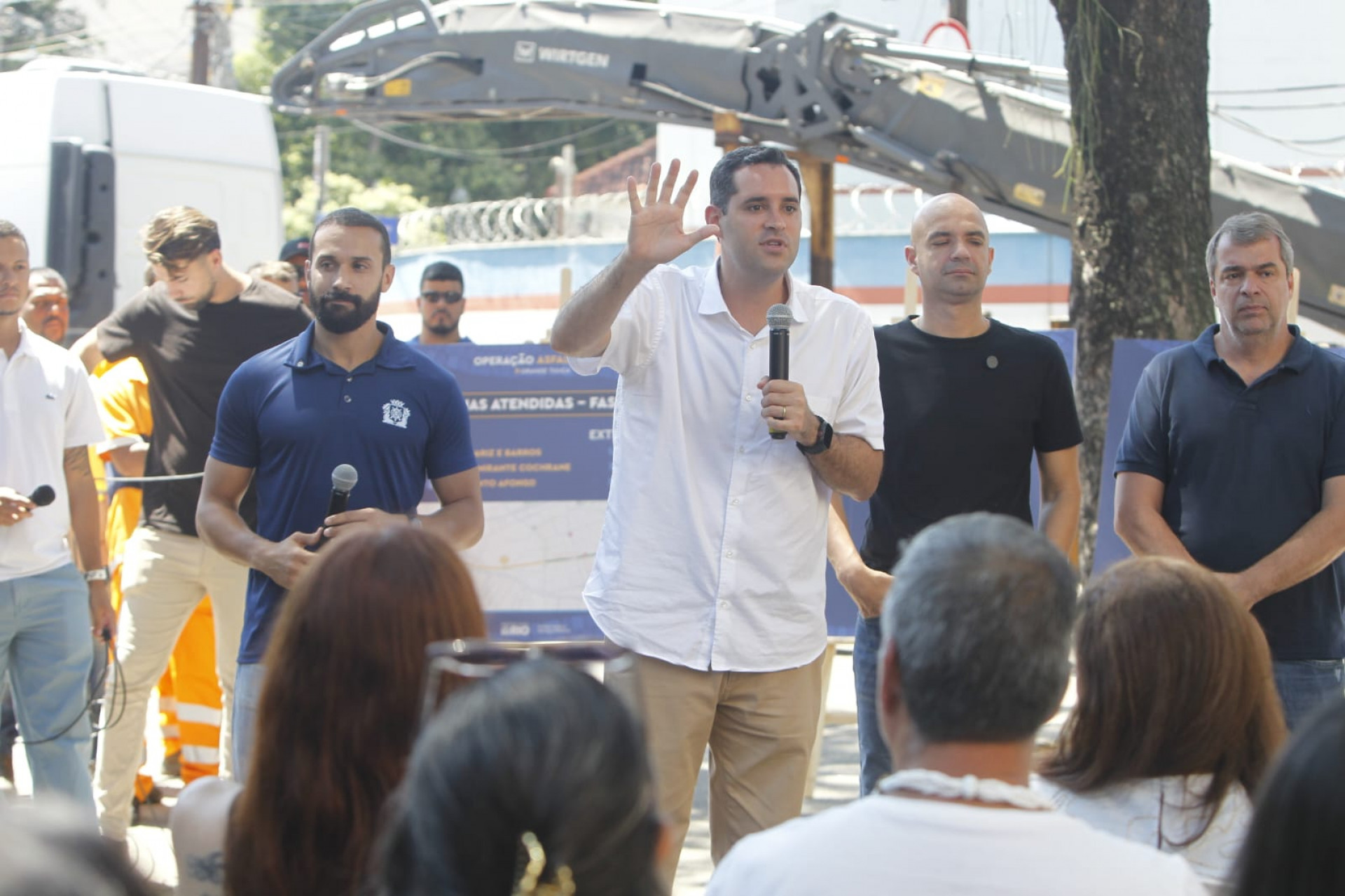 Prefeito do Rio, Eduardo Cavaliere apresenta nova fase do Programa Asfalto Liso - Reginaldo Pimenta / Agência O Dia