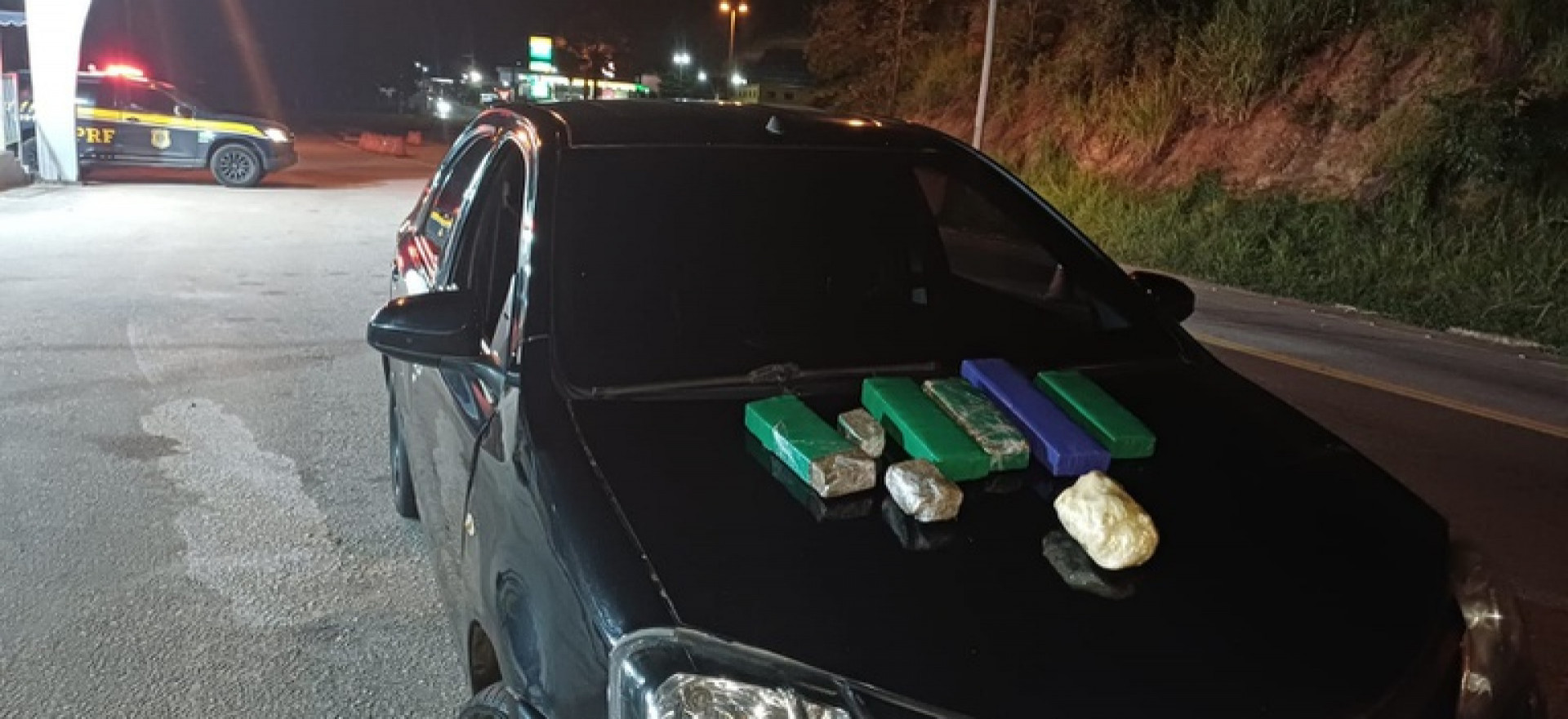 Homens são presos por tráfico de drogas na BR-393, em Paraíba do Sul