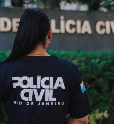 Operação mira tráfico de drogas e cumpre mandados em Nova Friburgo e Bom Jardim