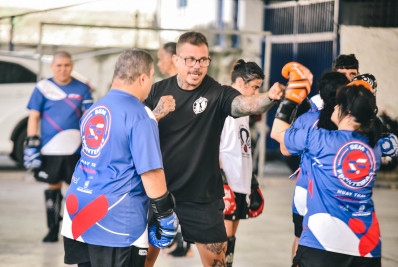 Projeto pioneiro de Muay Thai para pessoas com deficiência completa nove anos