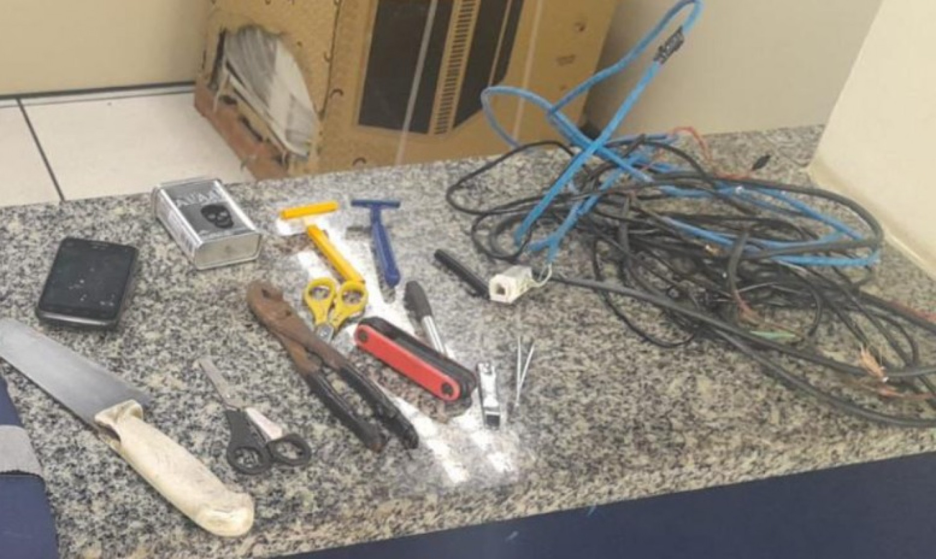 Material encontrado com o ladrão de cabos - Divulgação / Seop
