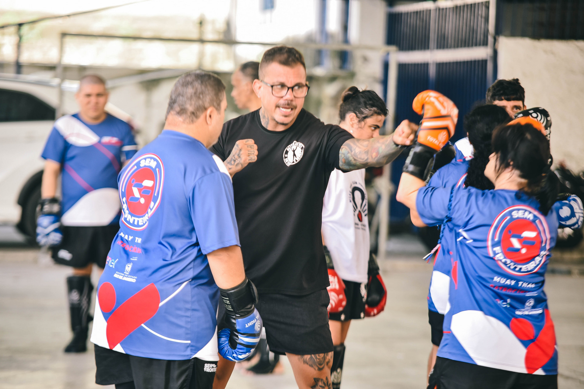 Projeto pioneiro de Muay Thai para pessoas com deficiência completa nove anos